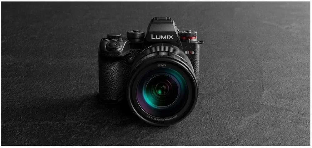 Panasonic Lumix S1RII korpusas + 24-105 mm F/4