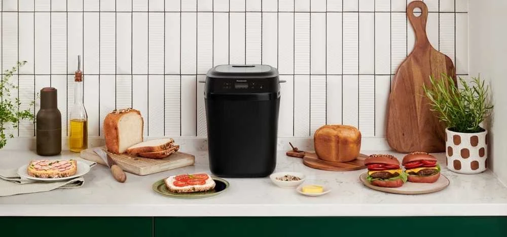 Duonkepė Panasonic SD-PN100KXE juoda