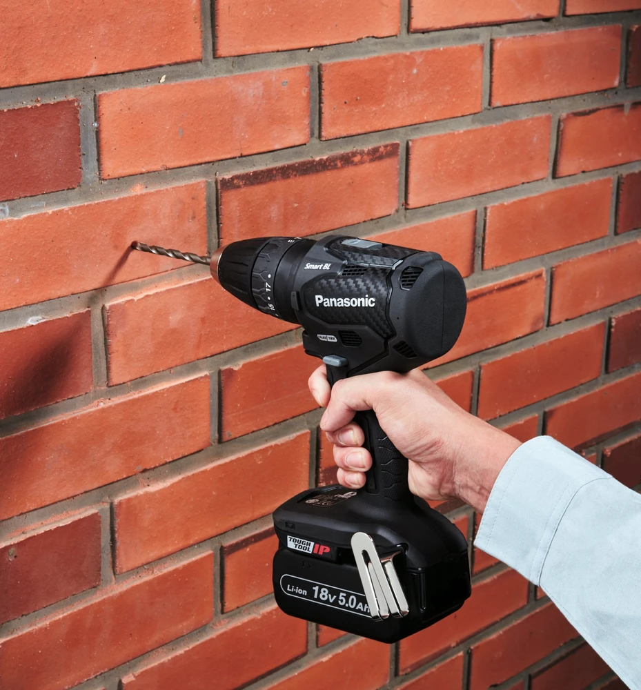 Panasonic smūginis suktuvas Panasonic 18,0/14,4V CARBON, basic [EY79A3X]