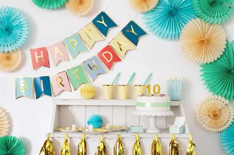 PartyDeco Girlianda marga Su gimtadieniu, 15x175