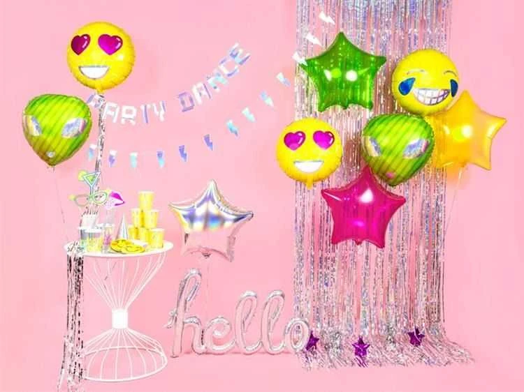 Party Deco Gimtadienio kepuraitės sidabrinės 16cm 6 vnt