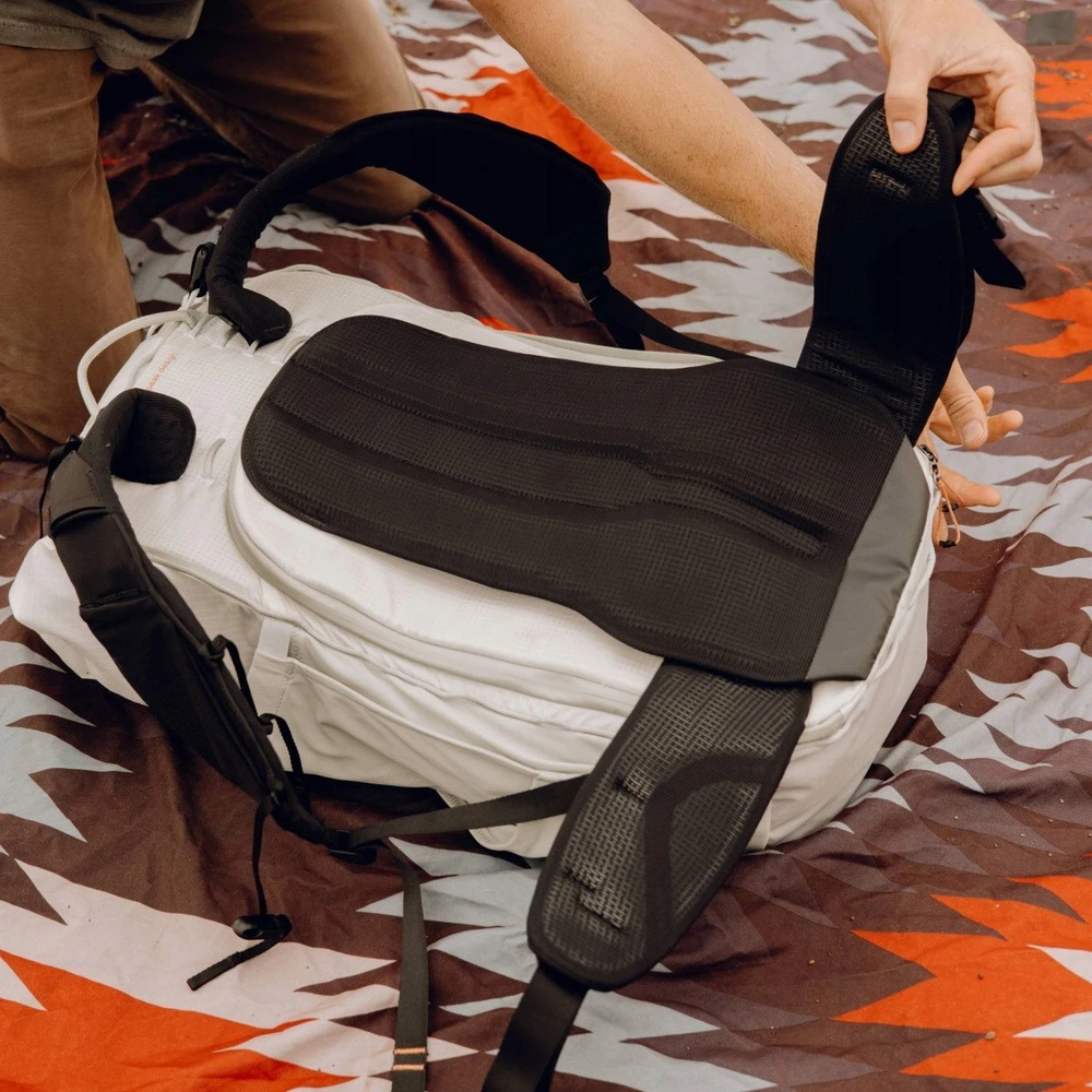 Peak Design Pas biodrowy PEAK DESIGN Outdoor Hip Belt - Outdoor 25L + 45L Juodas