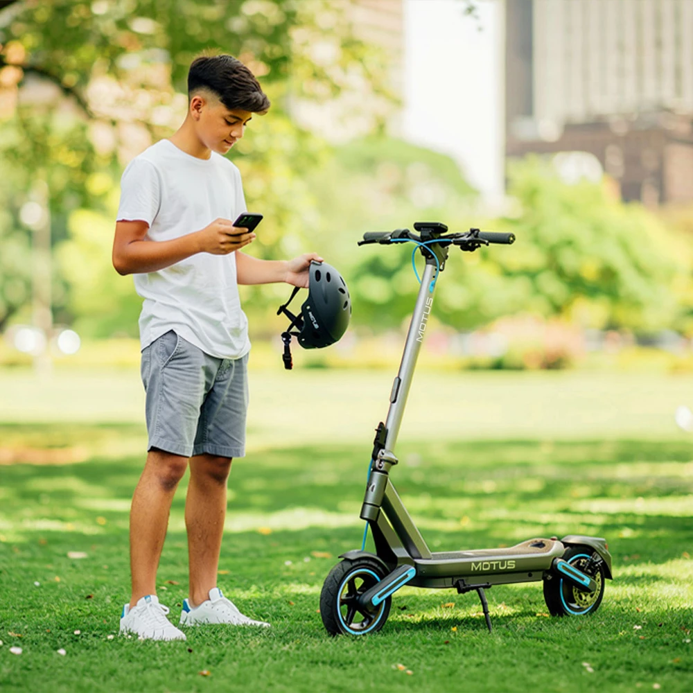 Motus Scooty 10 Max