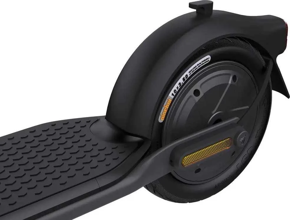Ninebot by Segway Kickscooter F2 Plus E, Juodas | Segway | Kickscooter F2 Plus E | Iki 25 km/h | 10" | Juodas