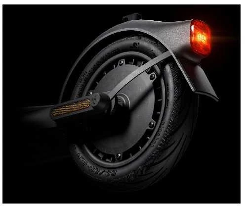El. paspirtukas Segway F2 Pro E II eKickScooter | 900 W | iki 25 km / h | 10" | Juodas/raudonas