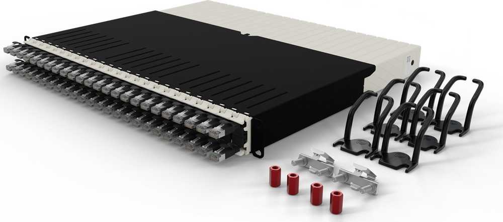 PATCHBOX Kabelis sieciowy Cat.6a STP 0,8 m Juodas (8RU / STP / Juodas)