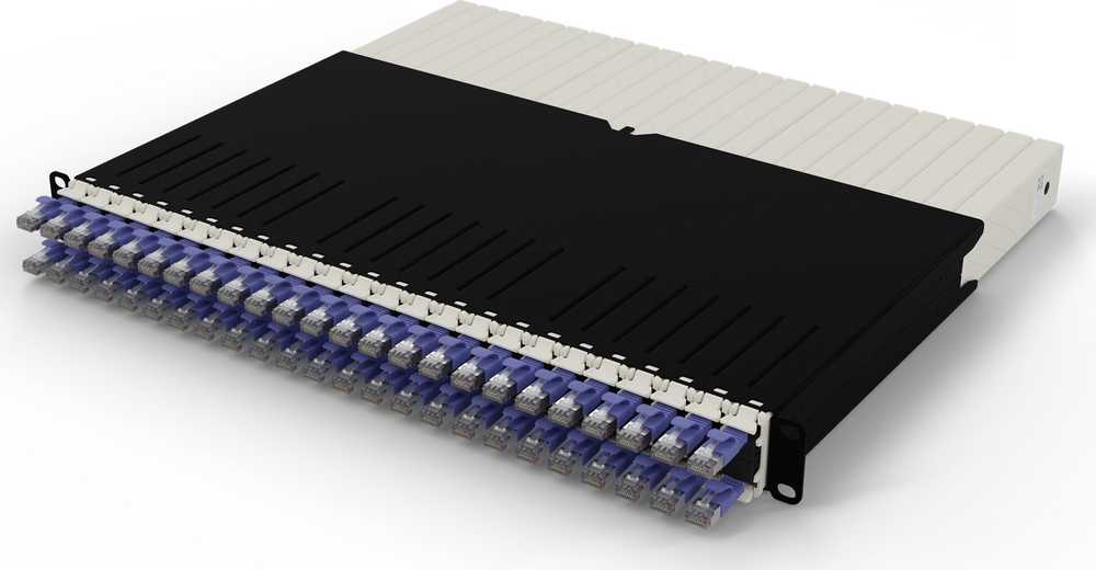 Serwer PATCHBOX 8RU / STP / Violet