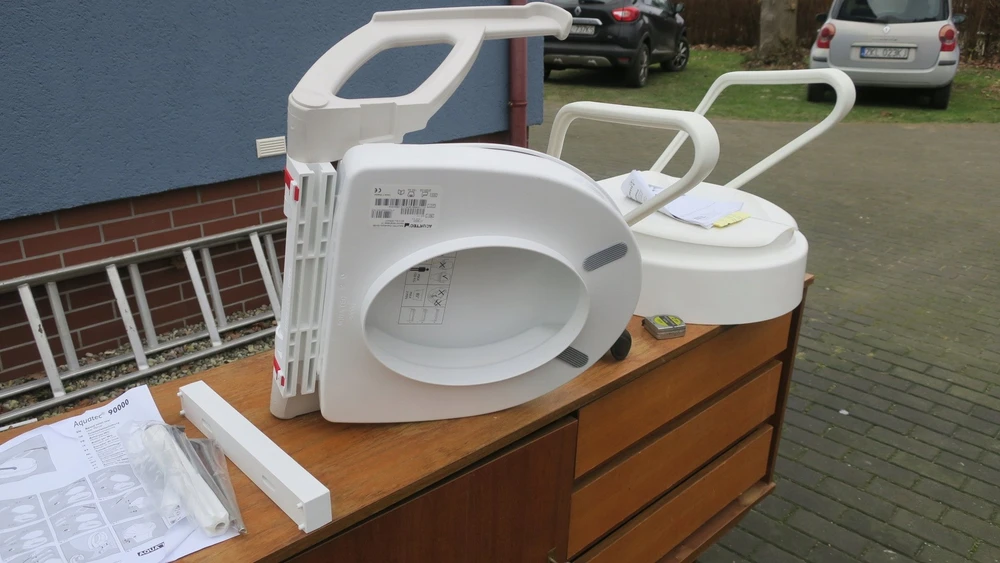 Tualeto pakėlėjas - PDS CARE aukšta tualeto sėdynė 150mm aukščio, 180kg svorio talpa
