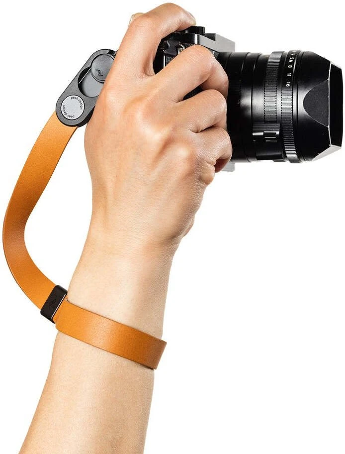 Peak Design Dirželis riešui Cuff Leather Amber (LRS-WR-AM-1)