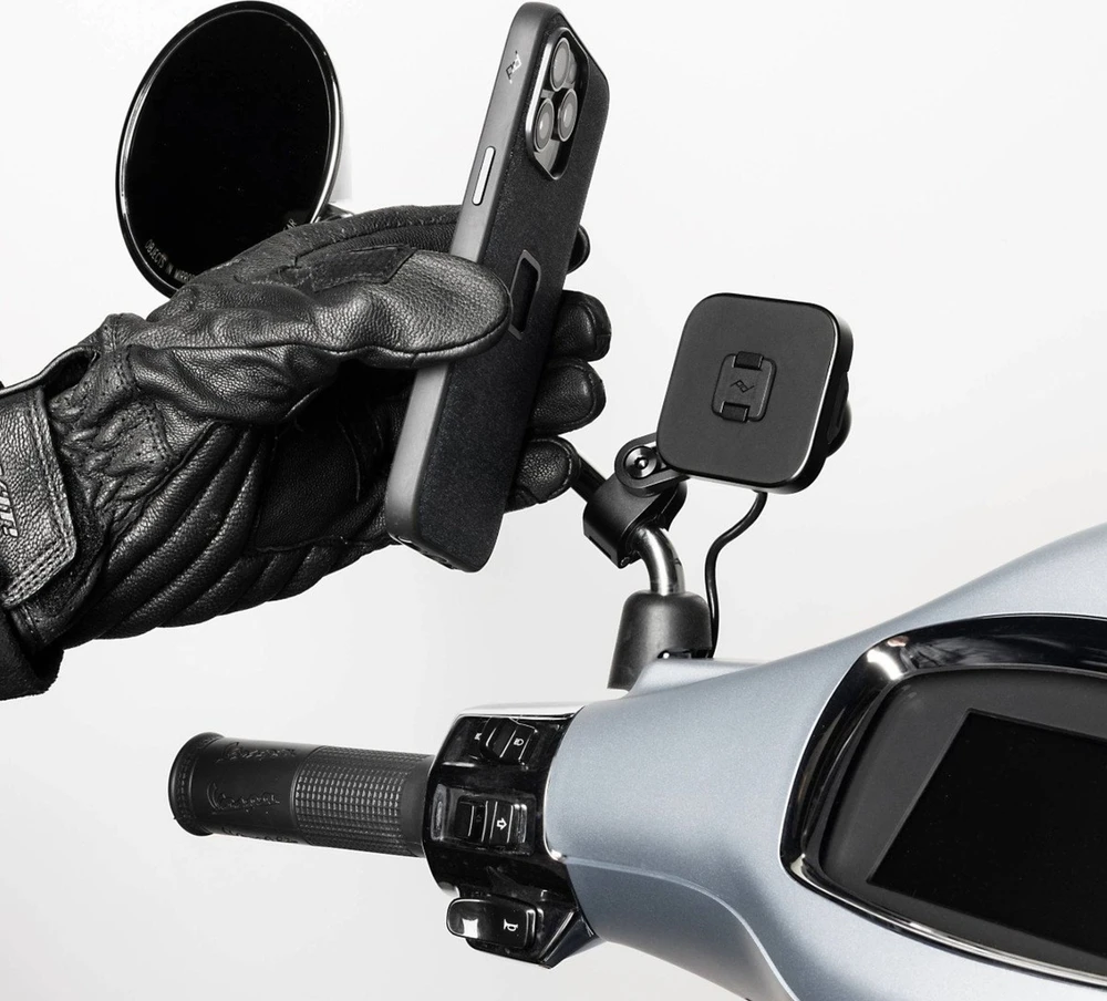 Peak Design mobiliojo motociklo veidrodžio laikiklio įkrovimas