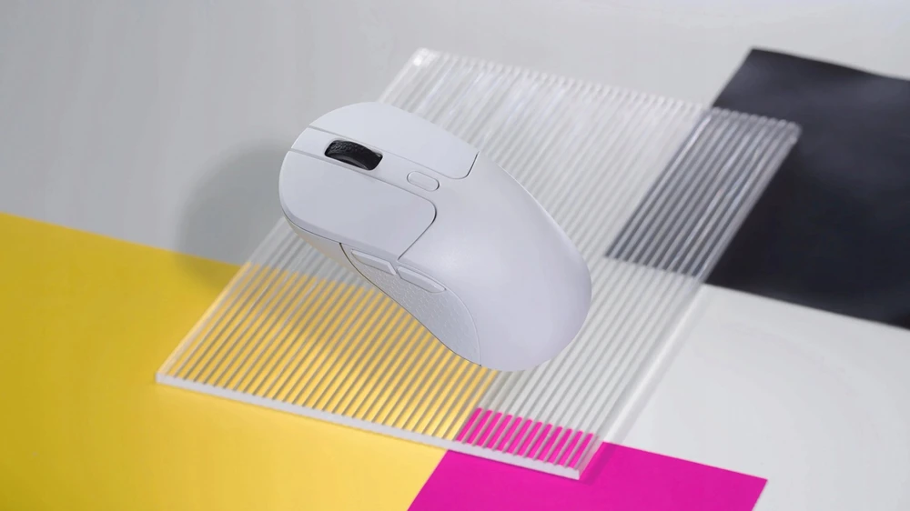 Keychron M3 RGB balta belaidė pelė | 26000 DPI | 1000 Hz