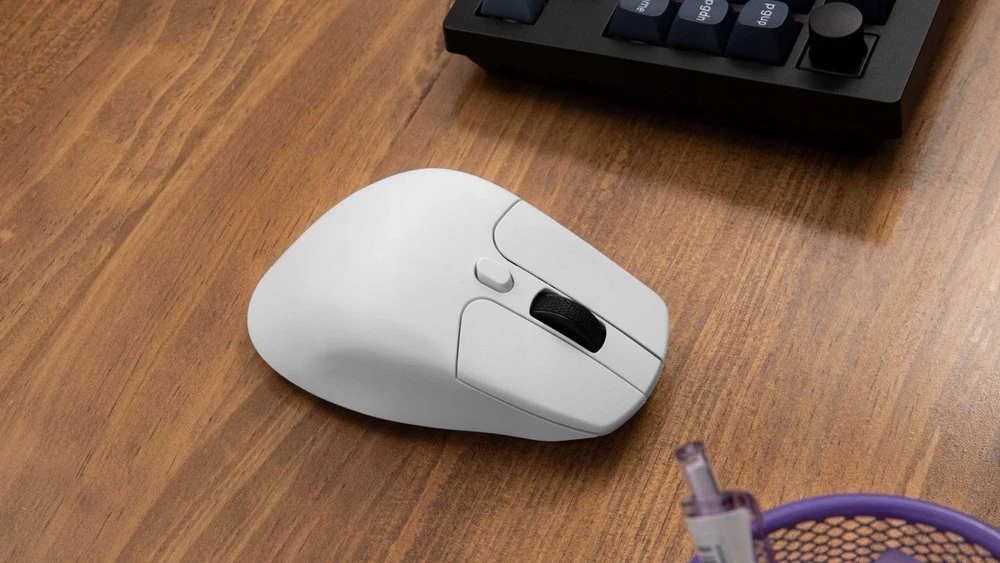 Keychron M6 Wireless (1000Hz) Baltas Belaidė Pelė baltos spalvos