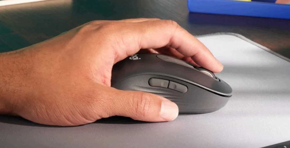 Pelė Logitech Signature M650 Belaidė pelė With Pelės kilimėlis graphite (910-007924)