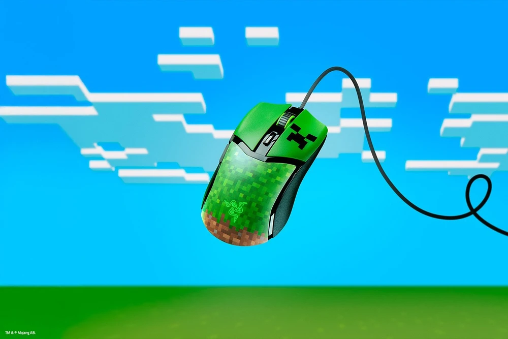 Razer | Pelė žaidimams | Cobra | Optiniai pelės jungikliai Gen-3 | Minecraft Edition