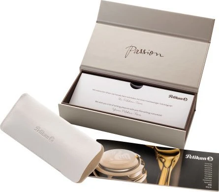 Pelikan Souverän® M1000 juodas plunksnakotis | spalva: juoda/žalia/aukso