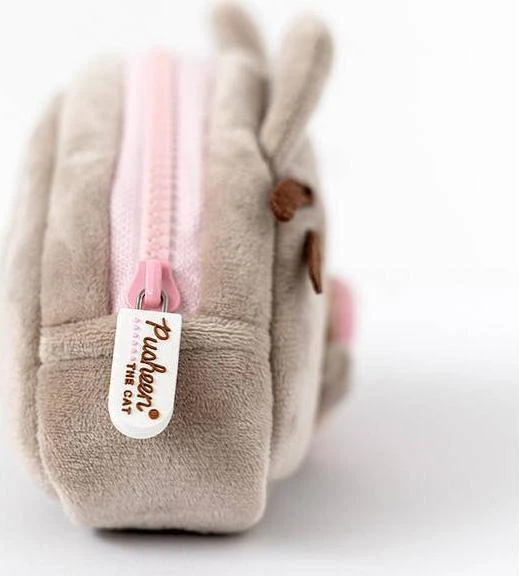 Pusheen - gurmanų kolekcija, pliušinis pieštukų dėklas, prausimosi krepšys, maišelis