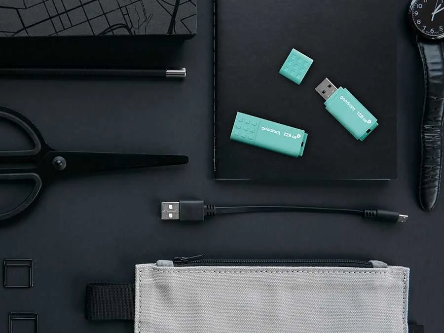 GOODRAM atmintis USB UME3 CARE 128GB USB3.0
