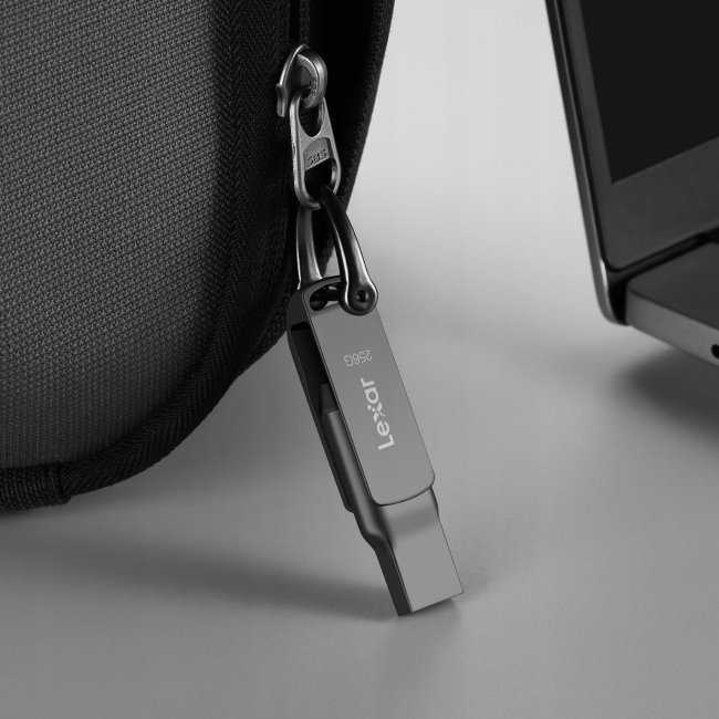 Lexar | 2 viename USB atmintinė, kurios skaitymo greitis siekia 100 MB/s | „JumpDrive Dual Drive D400“ | 32 GB | C ir A tipo USB 3.1 | Pilkas