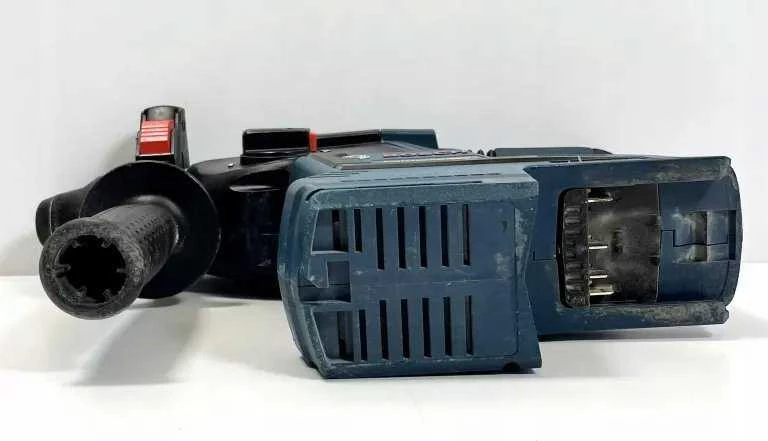 Bosch perforatorius GBH 187-LI; 18 V; 2,4 J; SDS-plus; 2x5,0 metų.