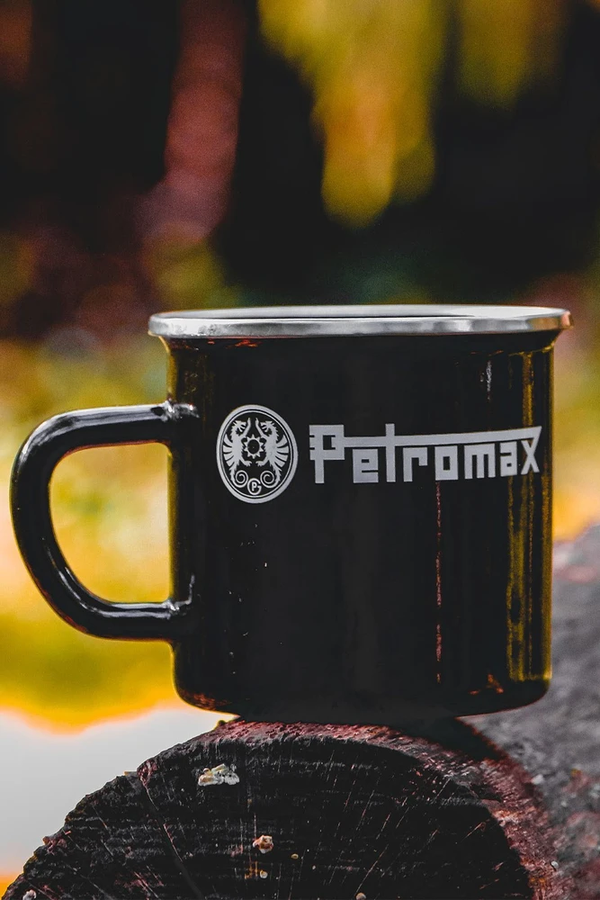 Emaliuoto plieno puodukas Petromax Juodas