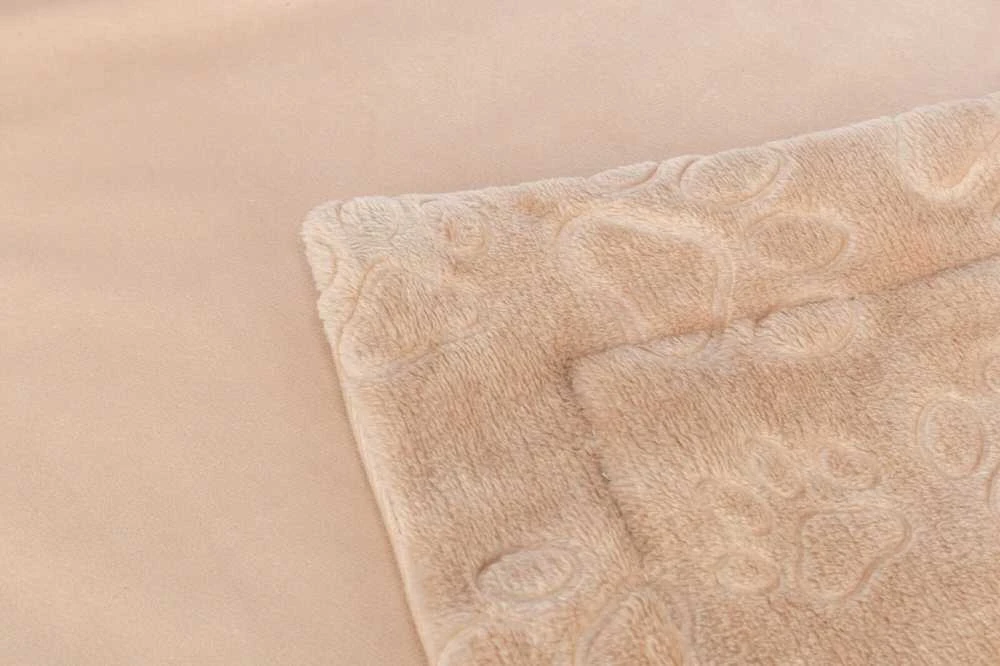 Pets Collection Barry, koc, šuniui/kota, mi�kki pliušinis, be�owy 150 � 100 cm