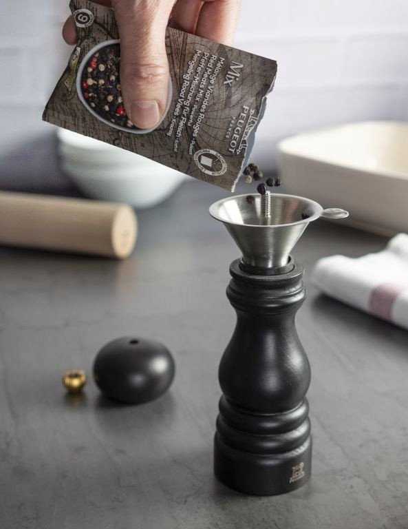 Peugeot Spice funnel, BBQ