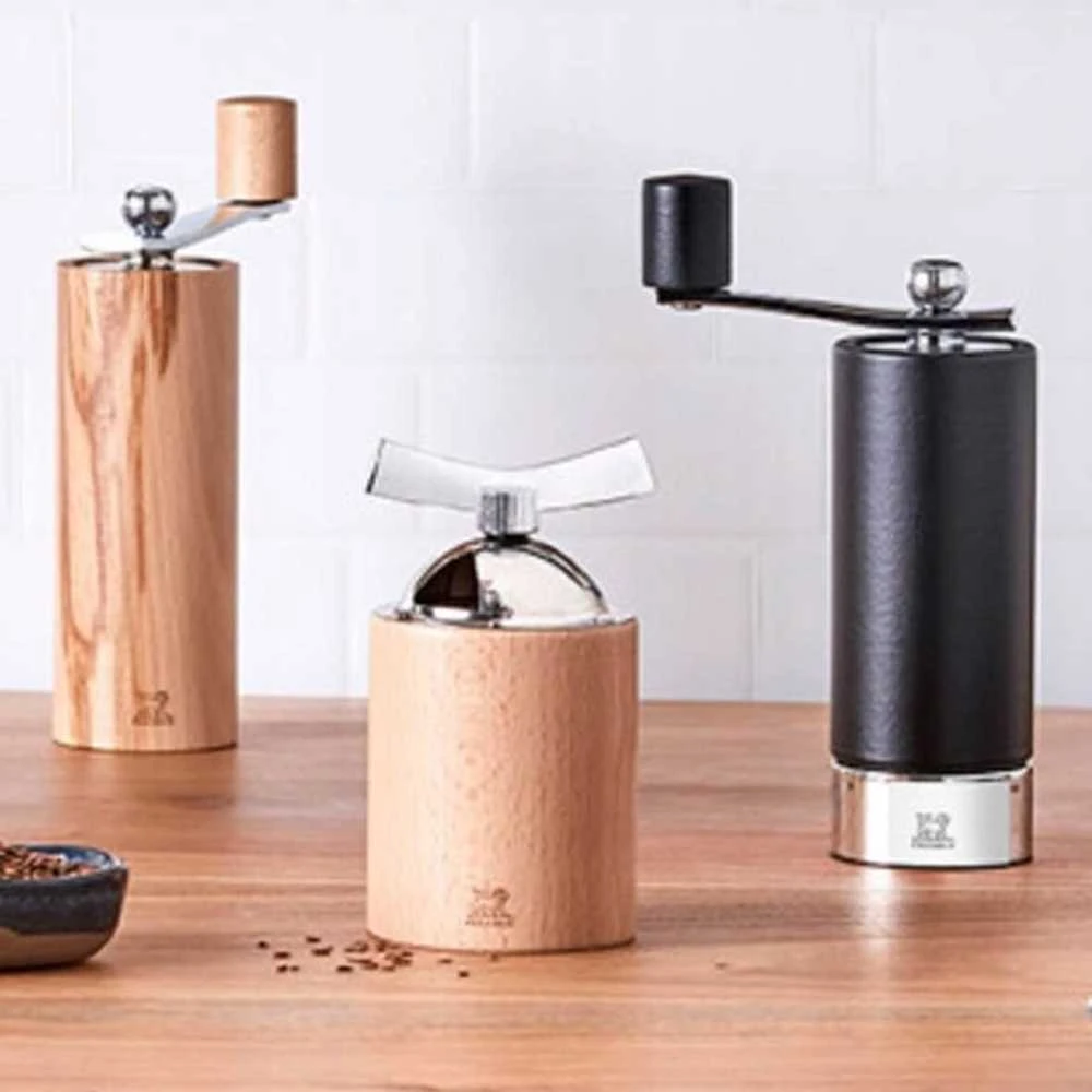 Peugeot Pepper grinder, 18 cm, juodas matt, Isen