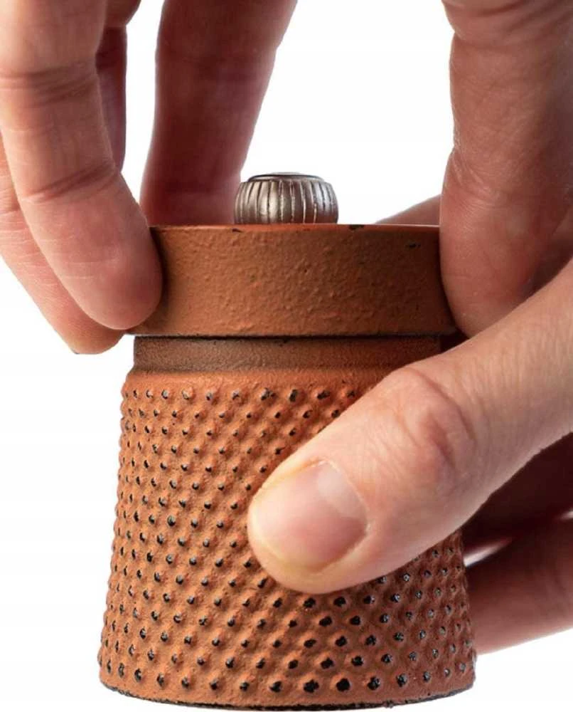Peugeot Apelsininių pipirų malūnėlis, 8 cm, oranžinis, Bali ketaus