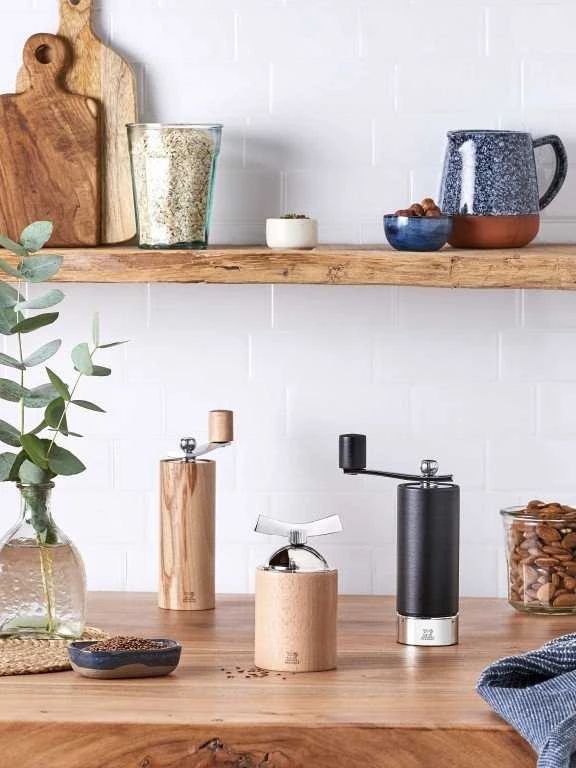 Peugeot Pipirų ir prieskonių malūnėlis, 16 cm, Isen