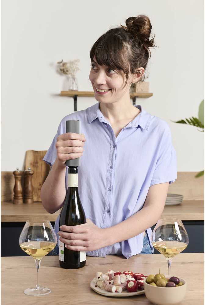 Peugeot PRESERVE Wine elektrinis vakuuminis siurblys – aliuminis, 14 cm CAR