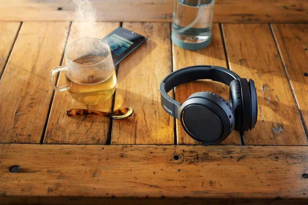 Belaidės ausinės Philips TAH5205BK/00, Juodos