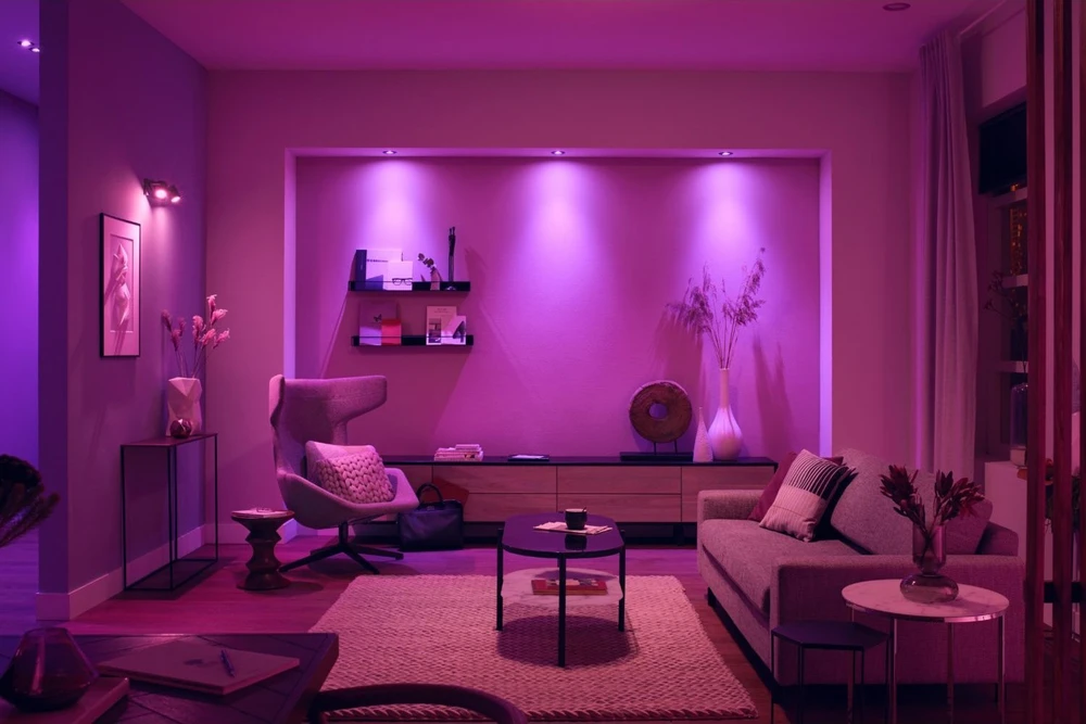 Philips Hue Baltas&Col. Amb.Centura Einbausp 3flg alum 3x4.2W