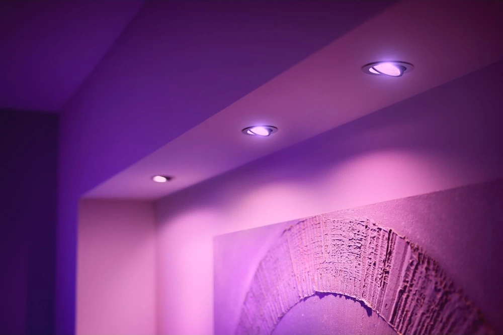 Philips Hue Baltas&Col. Amb.Centura Einbausp 3flg alum 3x4.2W