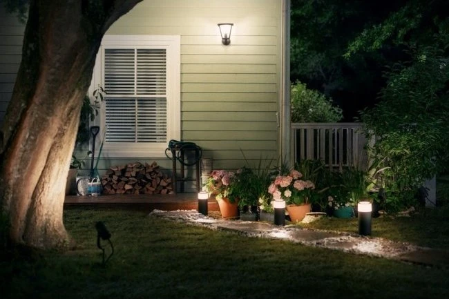 Philips Hue Baltas and colour ambience Lauko pagrindas „Calla“