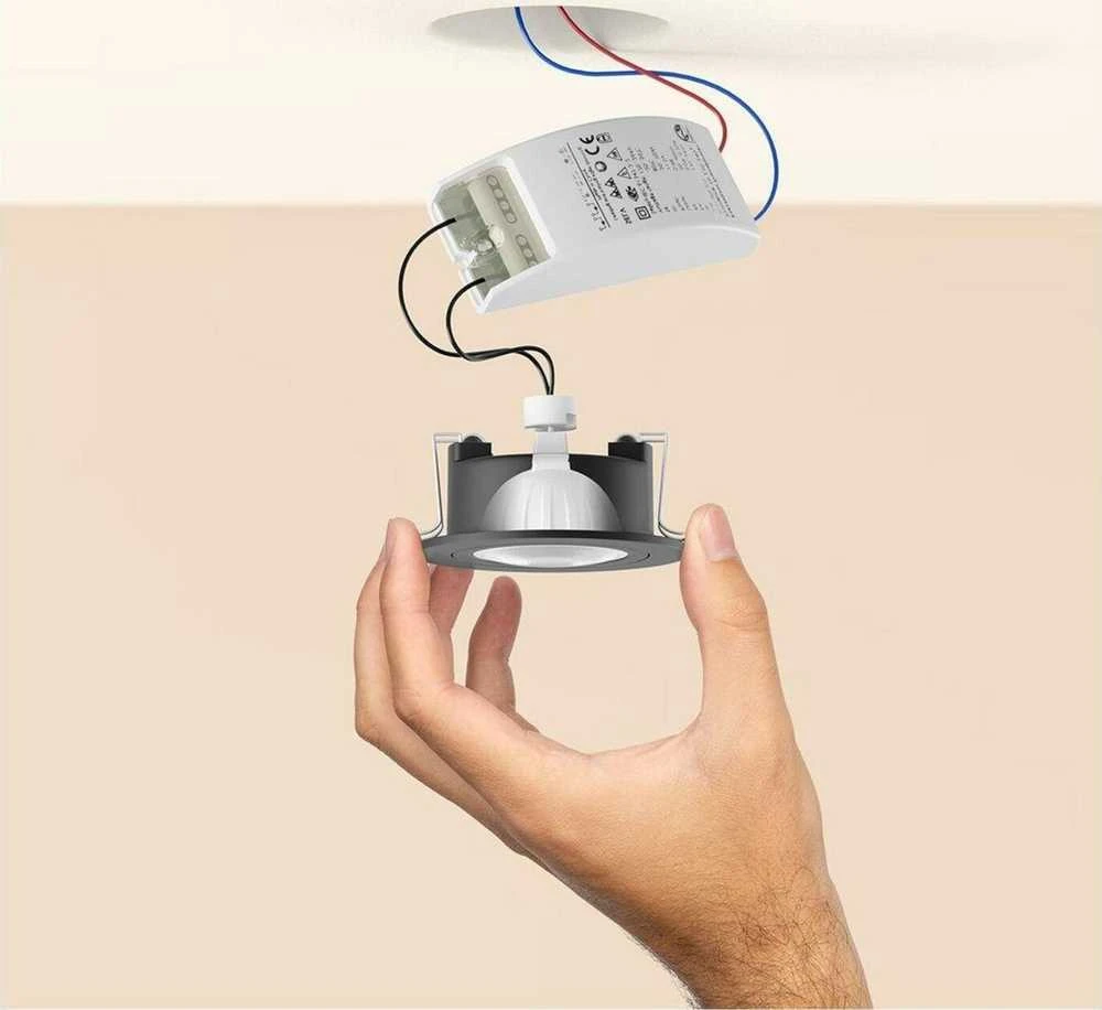 Philips Hue WCA 12V MR16 | GU5.3 | 6,3 W | Baltas ir spalvota šviesa