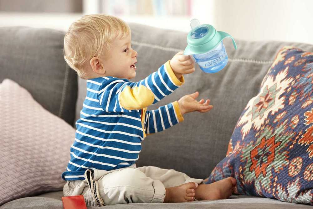 „Philips“ neišsiliejantis puodelis 200 ml mėlynos spalvos (SCF551 / 05)