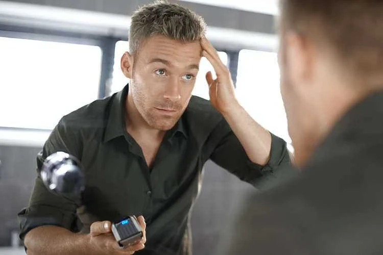 „Philips“ serijos 9000 plaukų kirpimo mašinėlė HC9450/15, titano peiliukai, 400 ilgio nustatymų, 120 min. veikia be laido / 1 val. įkrovimas