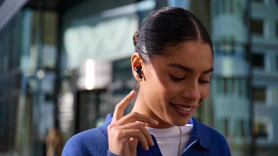 Tikros belaidės ausinės Philips, juodos