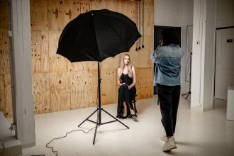 Apšvietimo Įranga - Newell 140 cm Softbox Skėtis, Sidabrinis Atspindintis Vidus