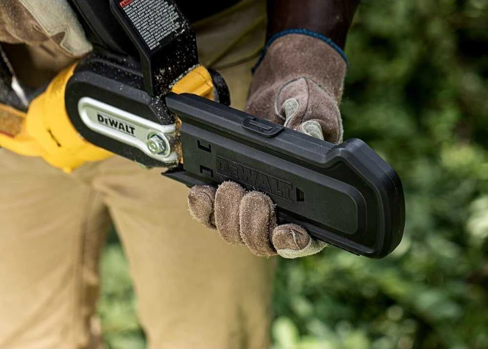 Akumuliatorinis grandininis pjūklas DeWalt DCMPS520N-XJ (be akumuliatoriaus ir pakrovėjo)