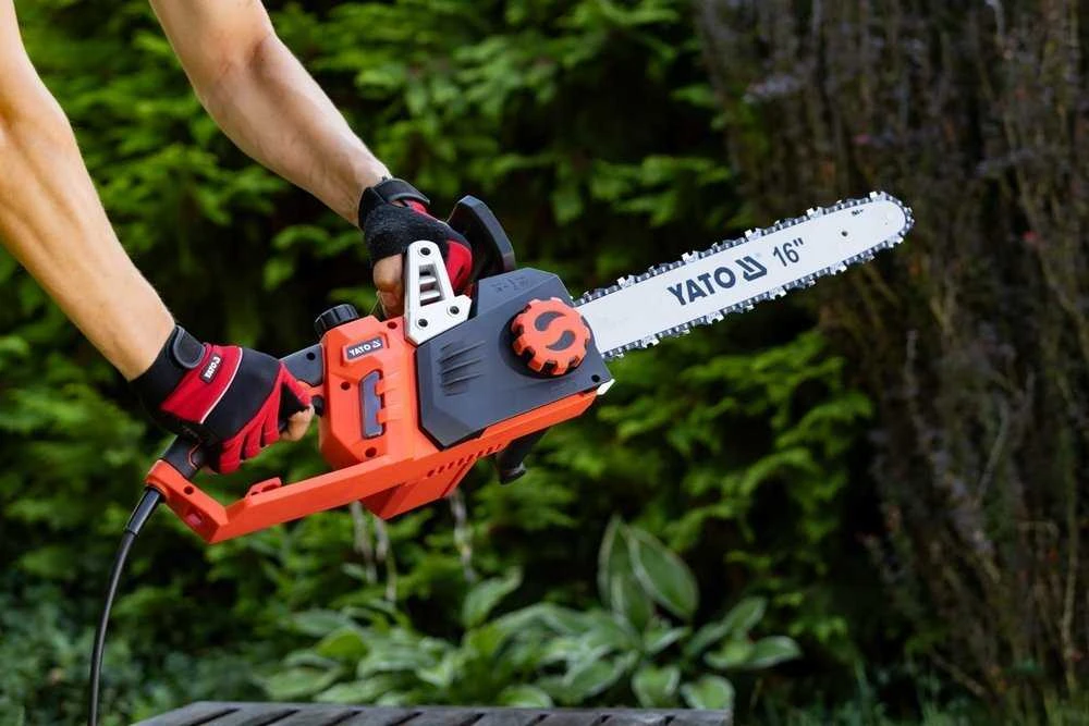 Toya Sa Poland Elektrinis grandininis pjūklas 40cm, 2400W, skirtas naudoti namuose ir sode, elektrinis grandininis pjūklas, sodo grandininis pjūklas