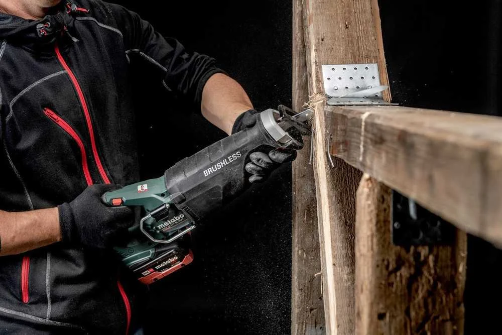 Akumuliatorinis tiesinis pjūklas Metabo SSEP 18 LTX BL MVT; 18 V (be akumuliatoriaus ir pakrovėjo)