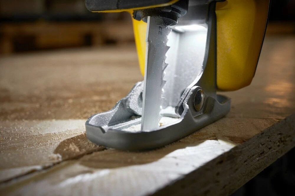 Stanley Fatmax SFMCS311B tiesinis pjūklas 18 V juodas, geltonas