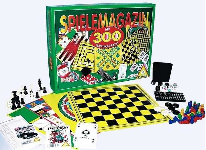 Rinkinys 300 stalo žaidimų PIATNIK 6+