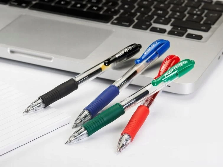 Pilot Pen Pilot G-2 gelio rašiklis 4vnt. Pultas