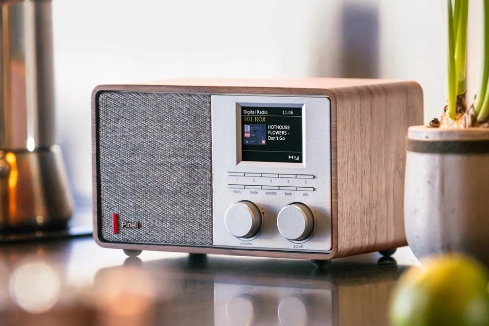 PINELL Radio Pinell Supersound 201 W Walnut DAB/DAB+/FM