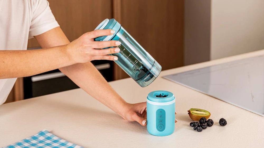 Plakiklis Maišytuvas Cecotec Power Titanium Shake2Go Dark Maišytuvas Personalny