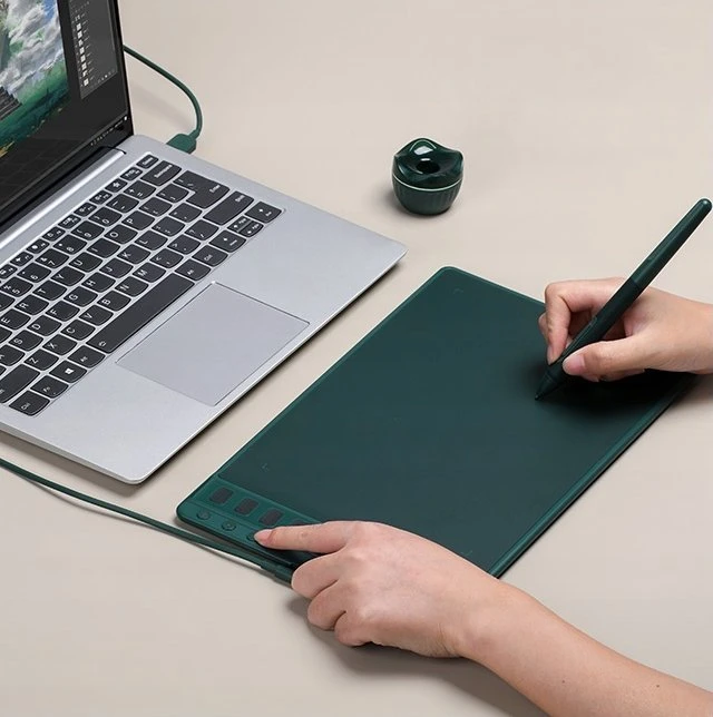 Huion Grafikos Planšetė - Inspiroy 2M Žalias