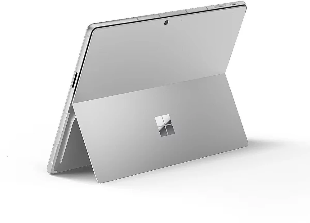 Planšetė Microsoft Surface Pro for Business - 12th Edition - Planšetė - Snapdragon X2 Elite X2E-78-100 - Win 11 Pro - Qualcomm Adreno - 16 GB RAM - 1 TB SSD - 33 cm (13'') OLED Jutiklinis ekranas 2880 x 1920 @ 120 Hz - NFC, Wi-Fi 7, Bluetooth - Platynowy (EP2-61607)