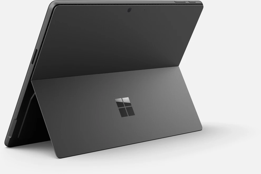 Planšetė Microsoft Surface Pro for Business - 12th Edition - Planšetė - Snapdragon X2 Elite X2E-78-100 - Win 11 Pro - Qualcomm Adreno - 16 GB RAM - 1 TB SSD - 33 cm (13'') OLED Jutiklinis ekranas 2880 x 1920 @ 120 Hz - NFC, Wi-Fi 7, Bluetooth - juoda (EP2-61623)